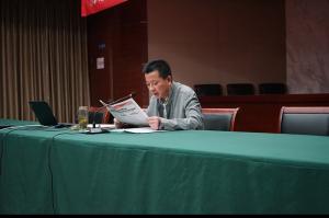 房總集團(tuán)開展“學(xué)習(xí)十九大，邁步新征程”主題黨日活動(dòng)